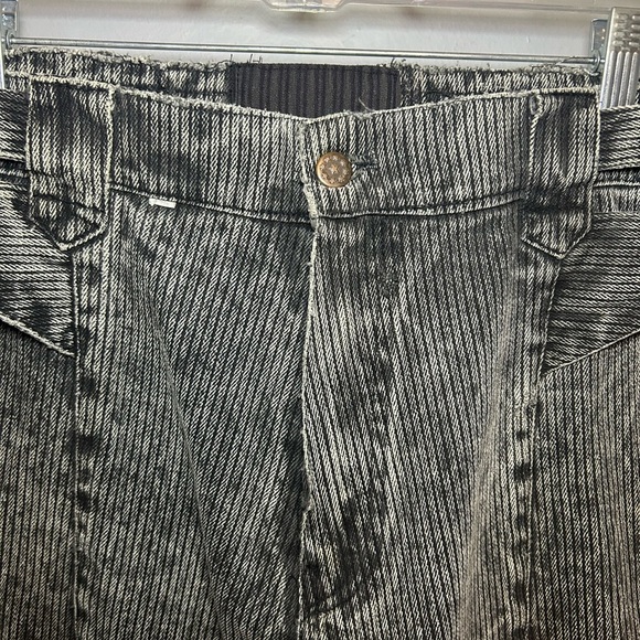 1980's Magnum Ballon faded Jeans - Picture 5 of 16